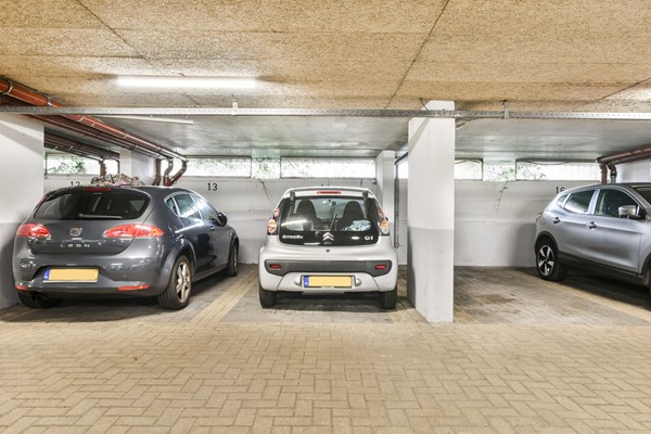 Medium property photo - Duke Ellingtonstraat 53, 1066 GE Amsterdam